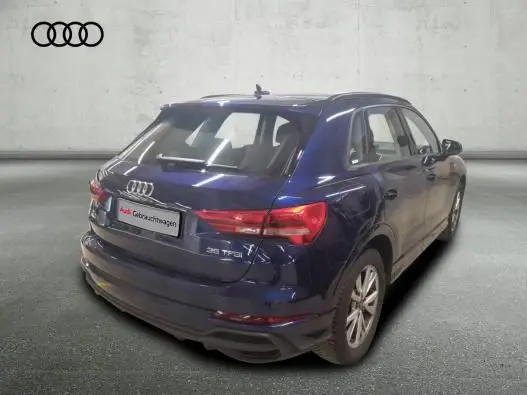 Photo 1 : Audi Q3 2024 Essence