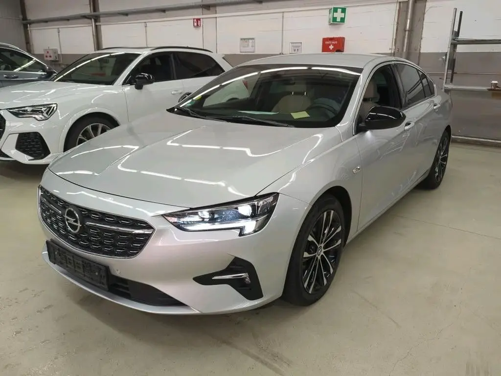 Photo 1 : Opel Insignia 2021 Diesel