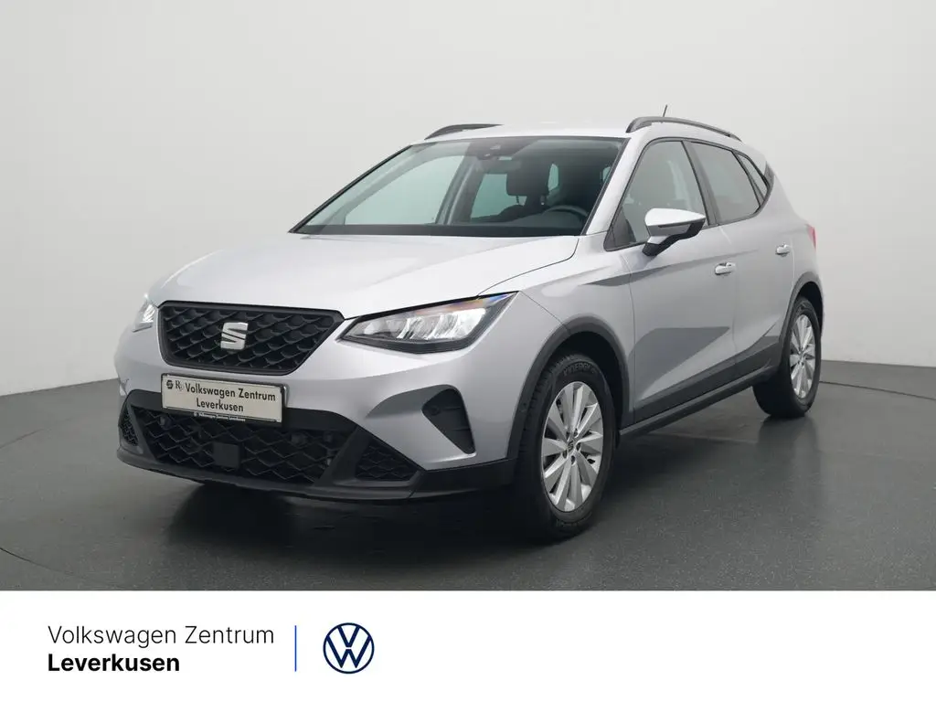 Photo 1 : Seat Arona 2023 Petrol