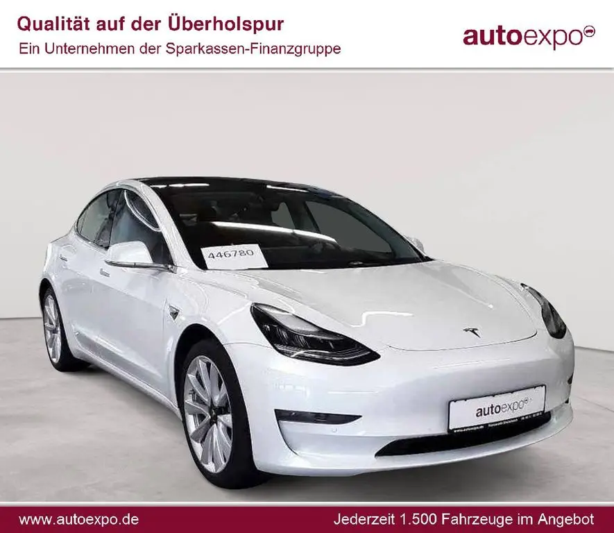 Photo 1 : Tesla Model 3 2020 Non renseigné