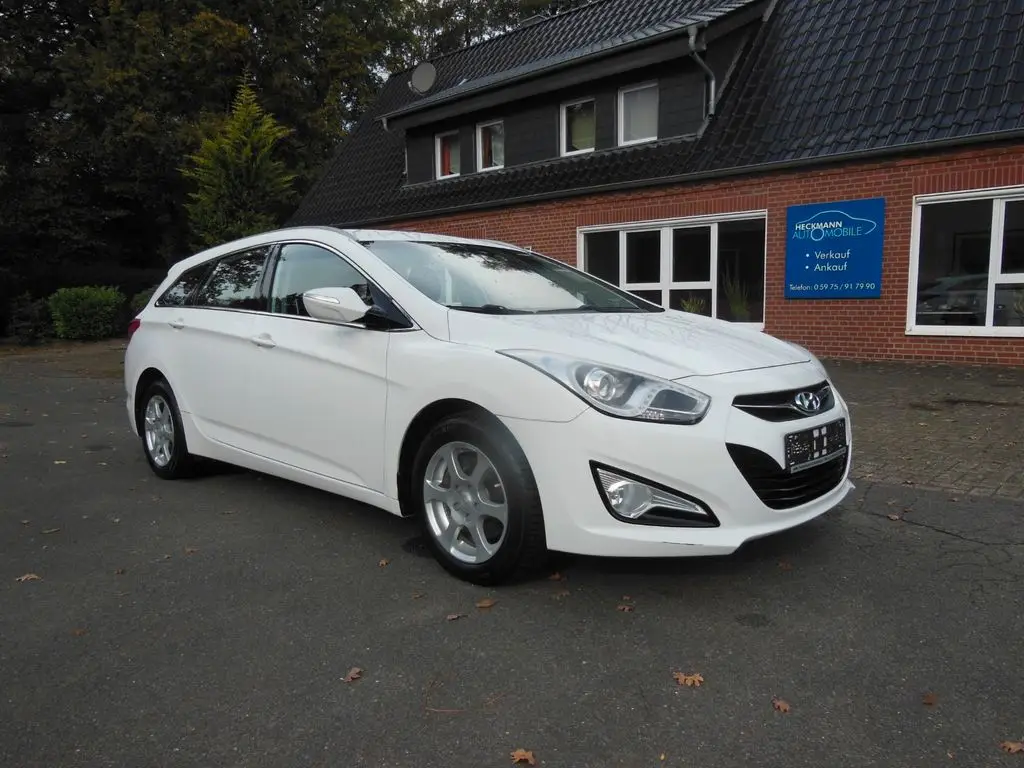 Photo 1 : Hyundai I40 2014 Petrol