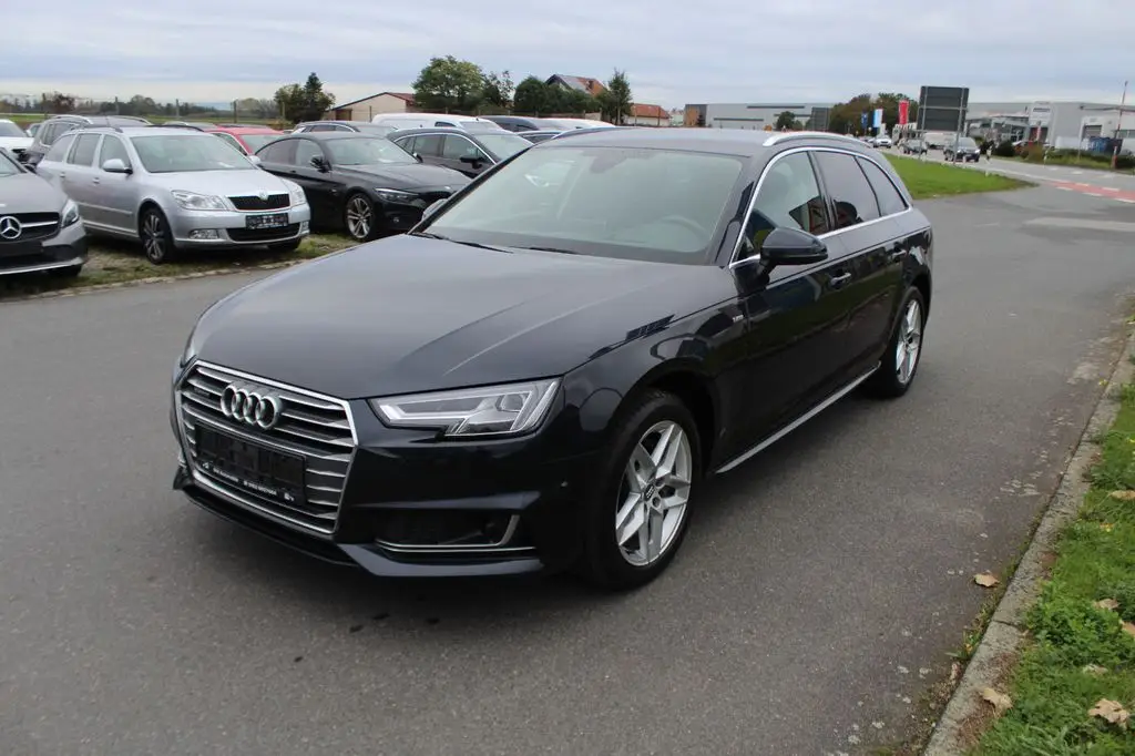 Photo 1 : Audi A4 2017 Diesel