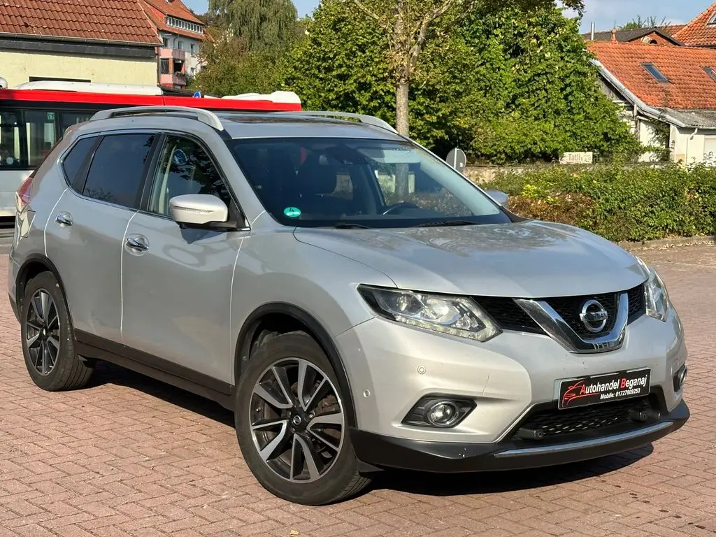 Photo 1 : Nissan X-trail 2015 Essence