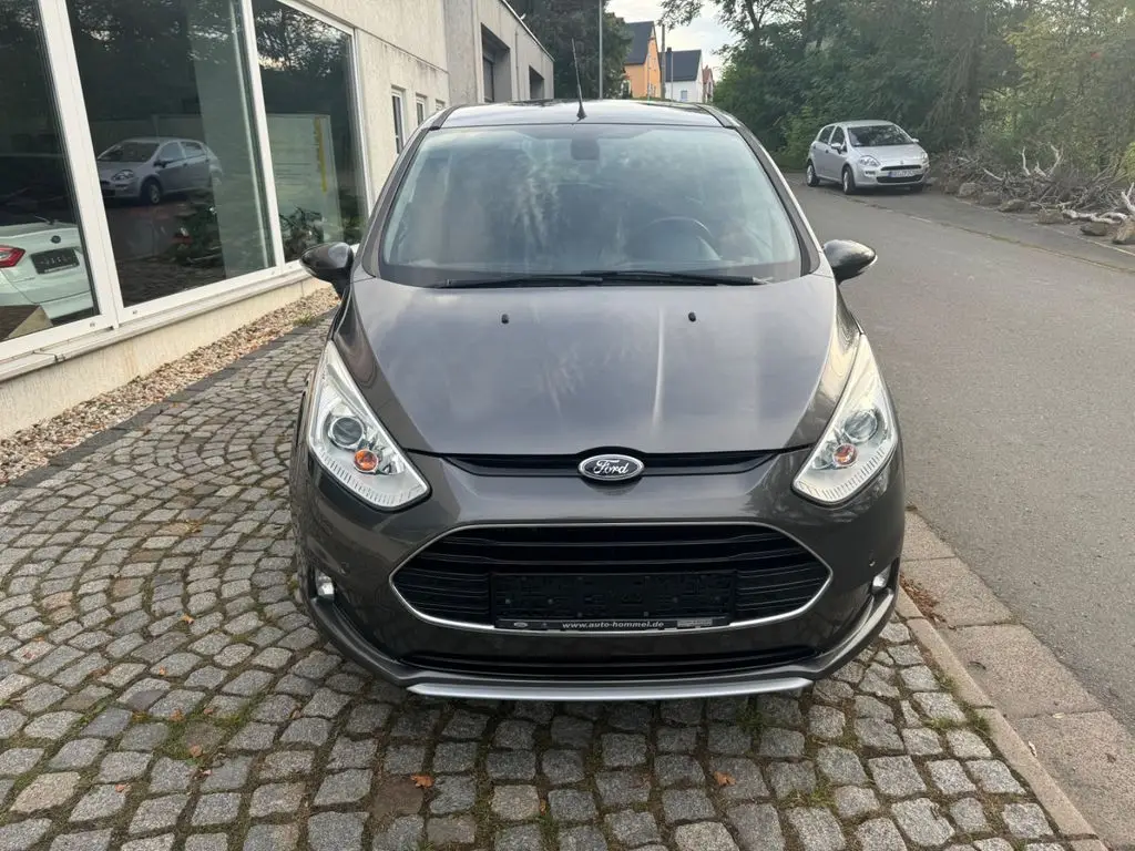 Photo 1 : Ford B-max 2017 Essence