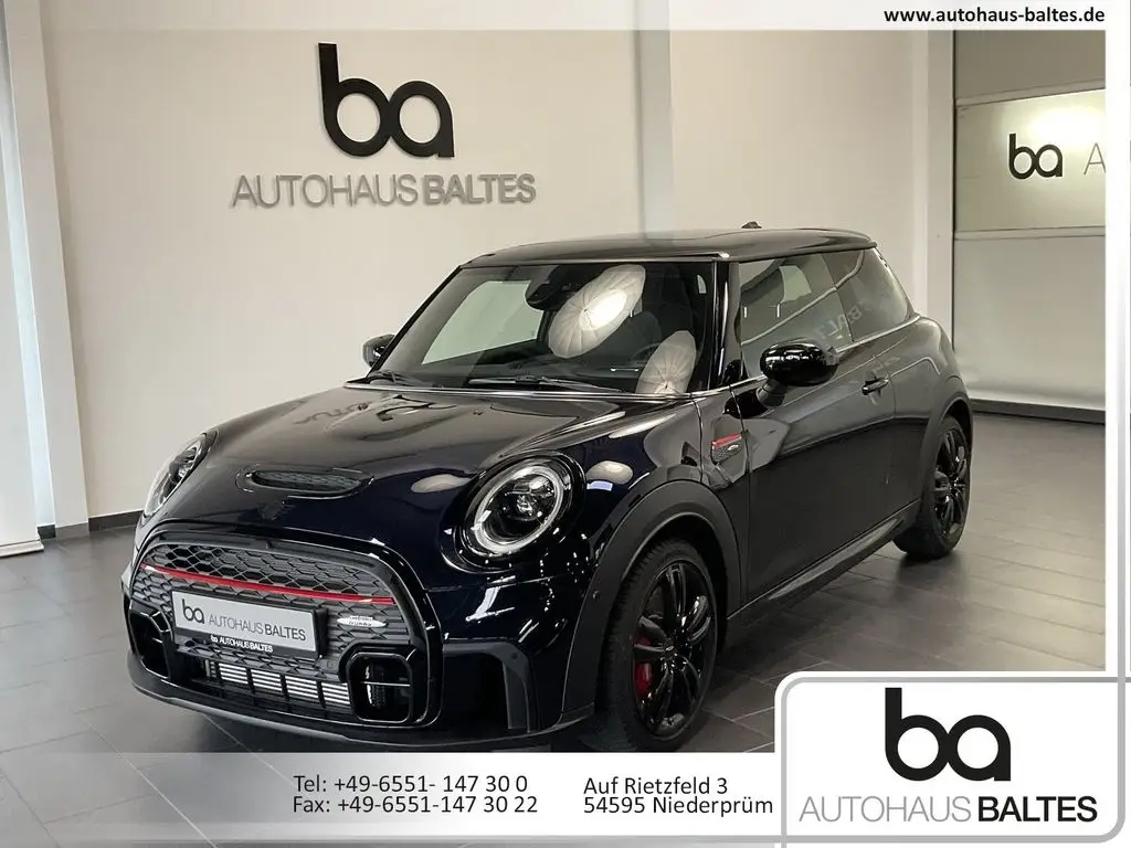 Photo 1 : Mini John Cooper Works 2024 Petrol