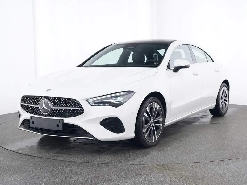 Photo 1 : Mercedes-benz Classe Cla 2023 Essence