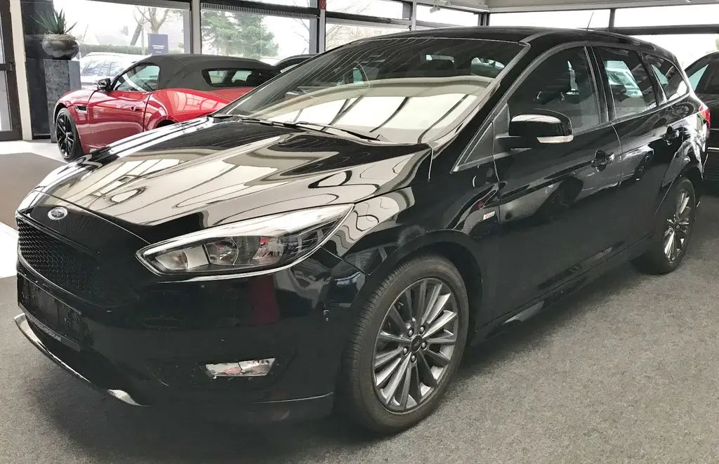 Photo 1 : Ford Focus 2018 Essence