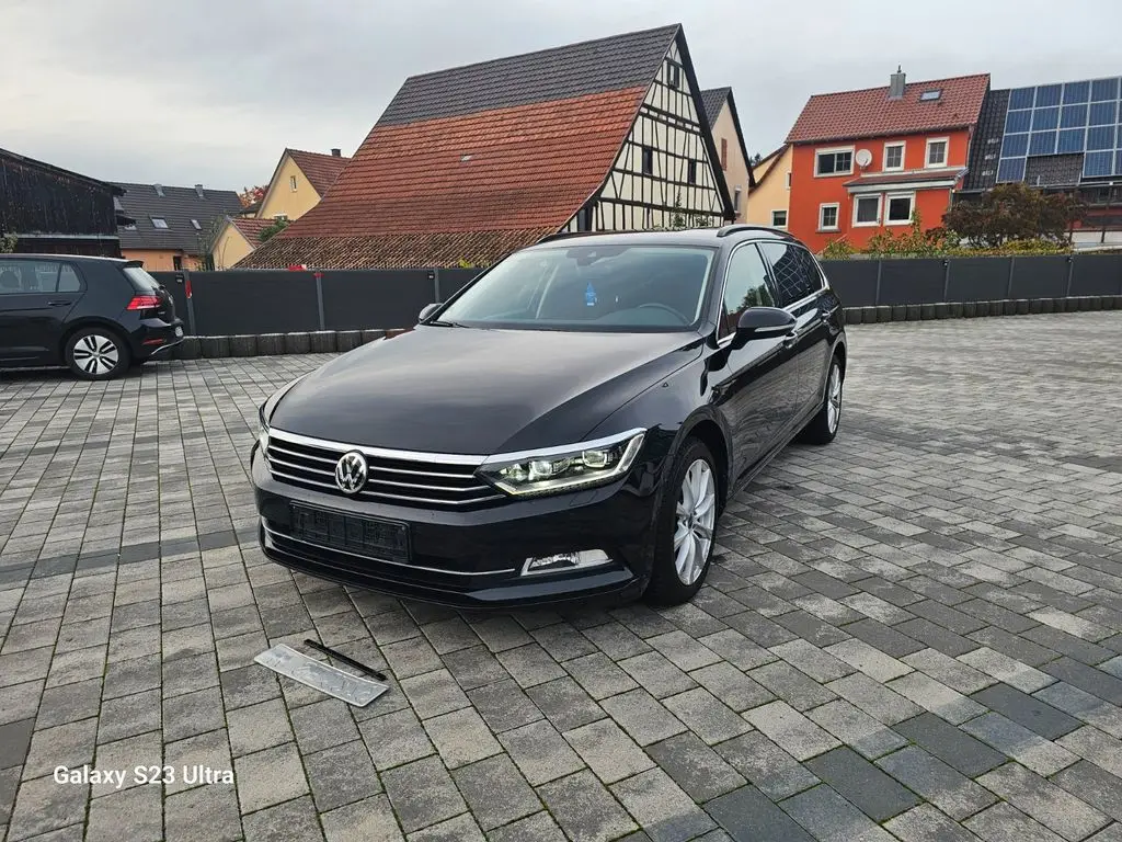 Photo 1 : Volkswagen Passat 2018 Diesel