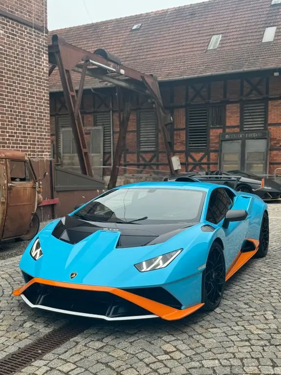 Photo 1 : Lamborghini Huracan 2023 Petrol