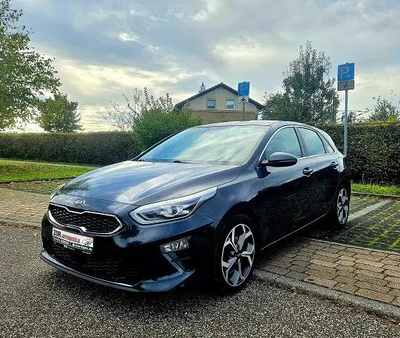 Photo 1 : Kia Ceed 2020 Petrol