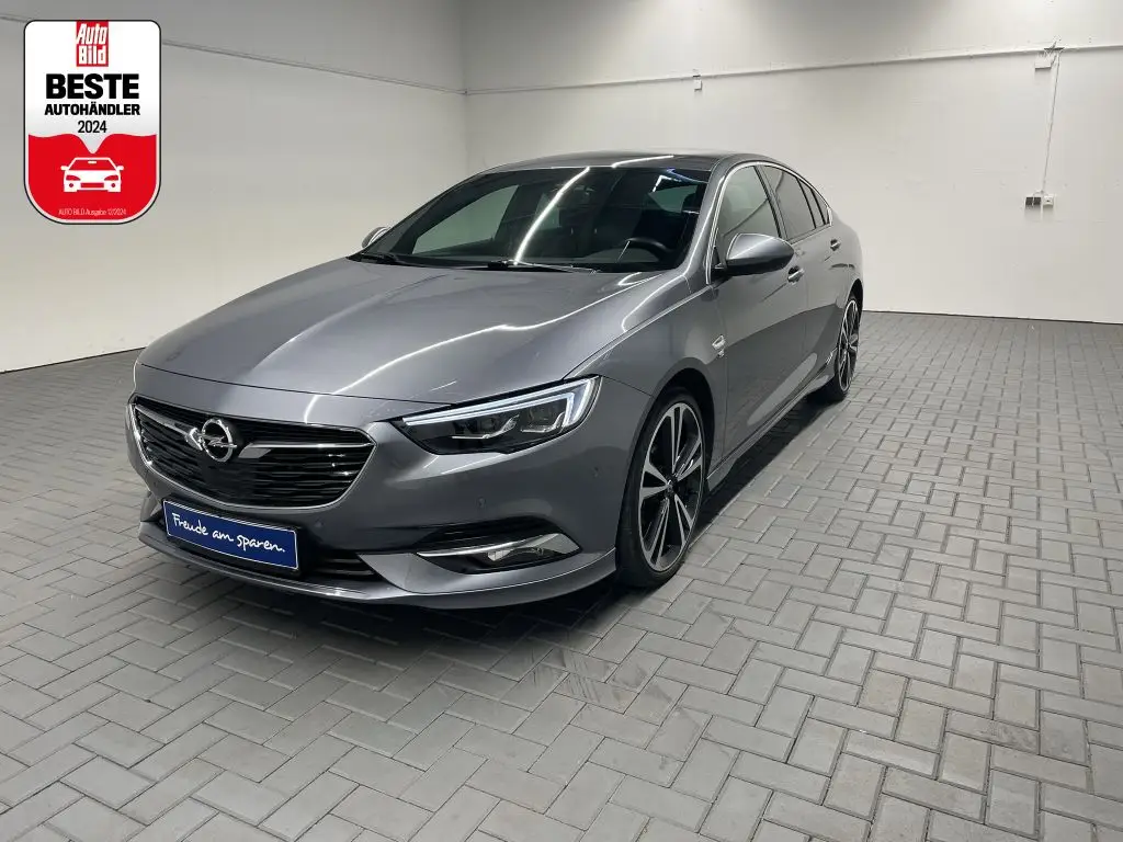 Photo 1 : Opel Insignia 2018 Diesel