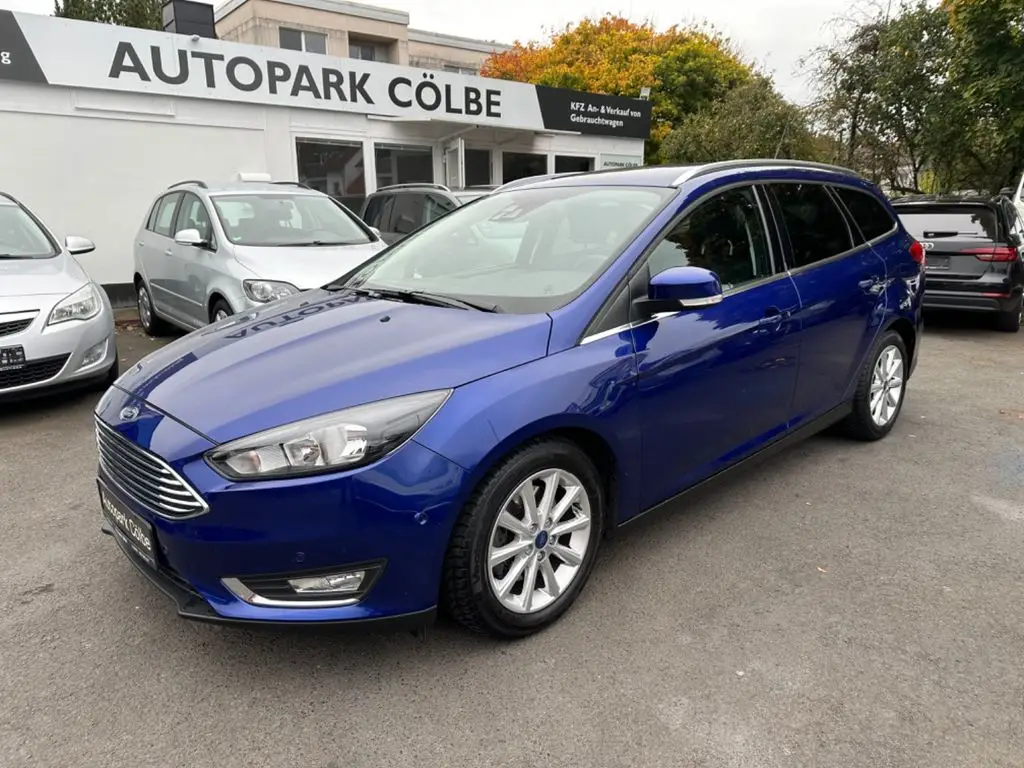 Photo 1 : Ford Focus 2016 Petrol