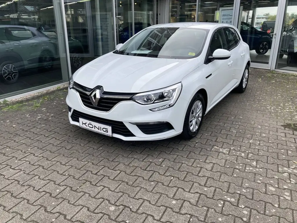 Photo 1 : Renault Megane 2019 Essence