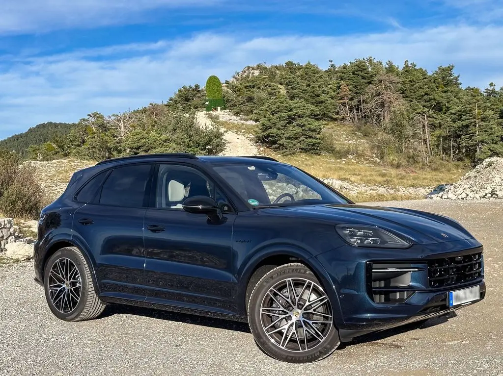 Photo 1 : Porsche Cayenne 2024 Hybride