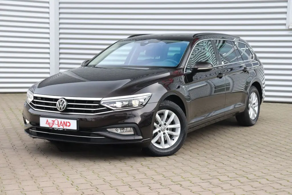 Photo 1 : Volkswagen Passat 2020 Diesel