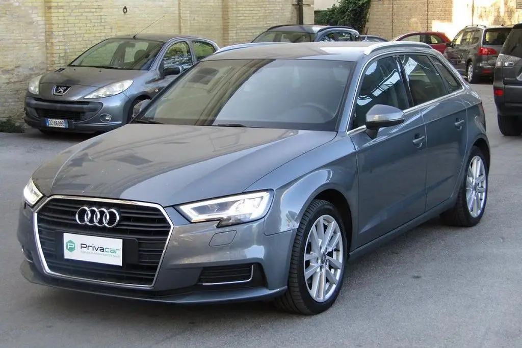 Photo 1 : Audi A3 2017 Diesel