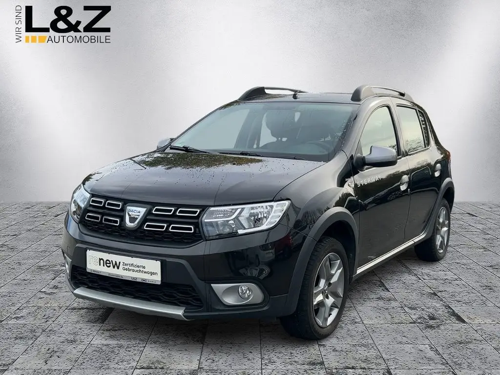 Photo 1 : Dacia Sandero 2017 Essence