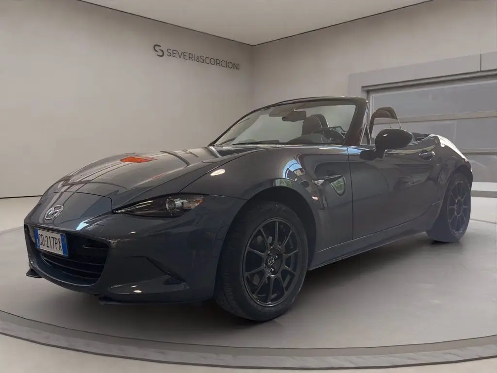 Photo 1 : Mazda Mx-5 2021 Essence