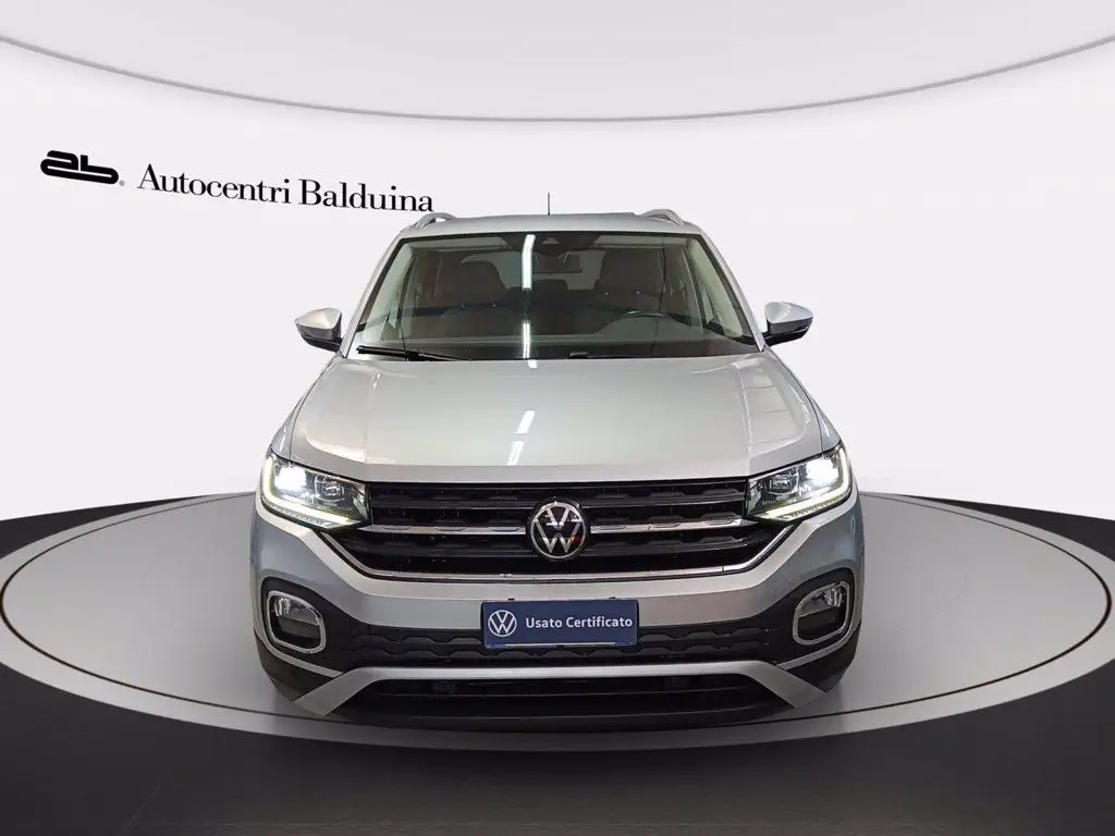 Photo 1 : Volkswagen T-cross 2021 Essence