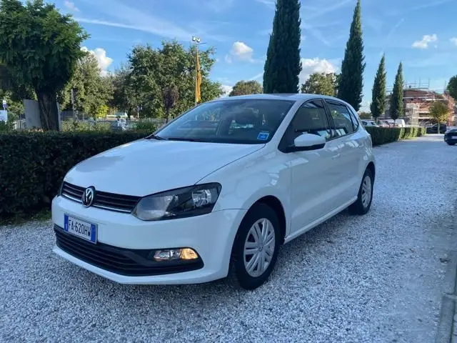 Photo 1 : Volkswagen Polo 2015 Essence