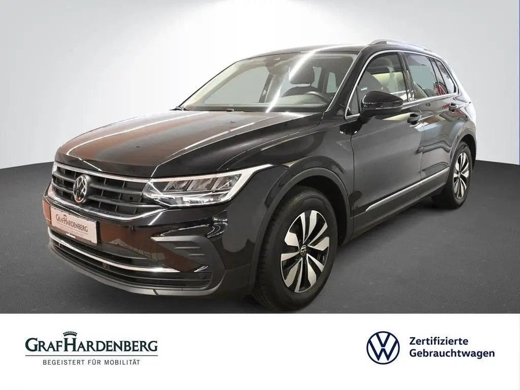 Photo 1 : Volkswagen Tiguan 2023 Essence