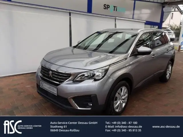 Photo 1 : Peugeot 5008 2019 Petrol