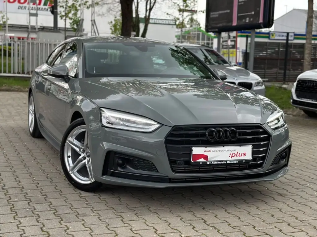 Photo 1 : Audi A5 2019 Petrol