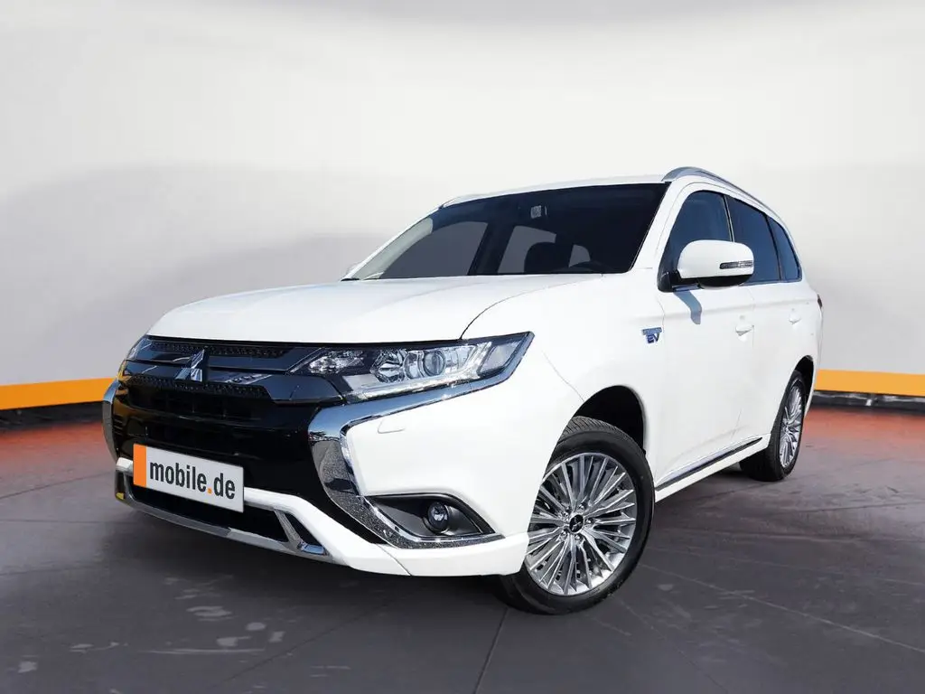 Photo 1 : Mitsubishi Outlander 2020 Hybrid