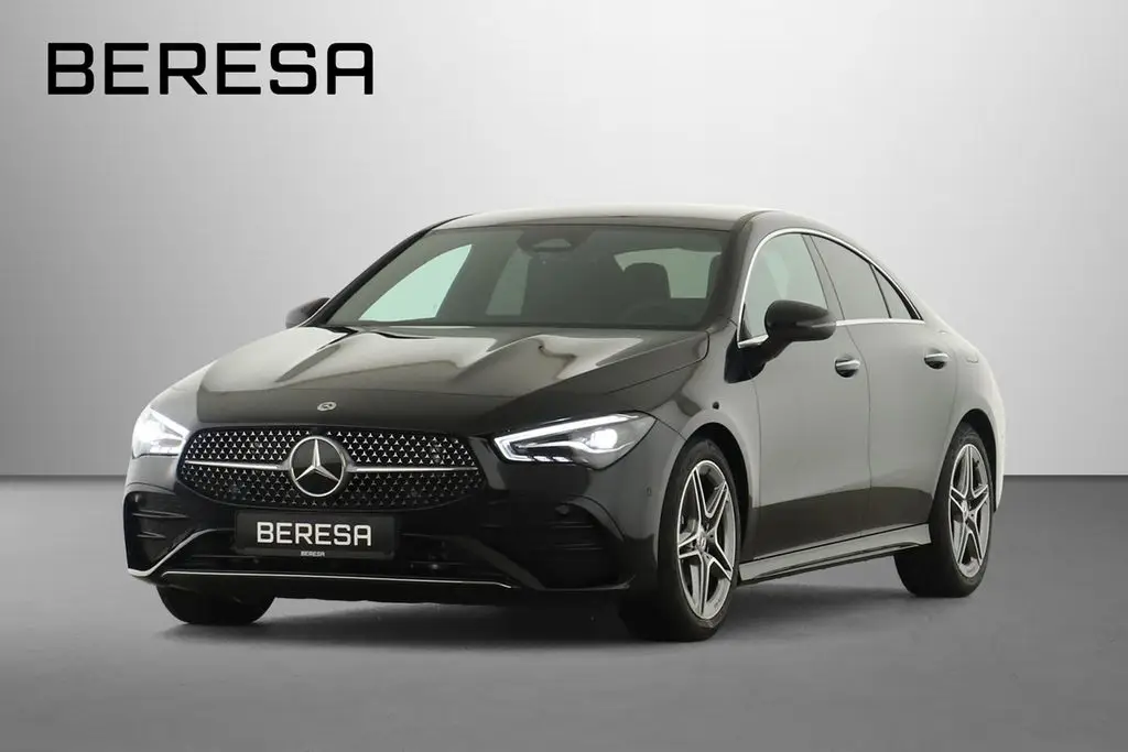 Photo 1 : Mercedes-benz Classe Cla 2024 Essence