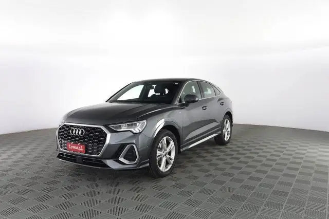 Photo 1 : Audi Q3 2023 Diesel