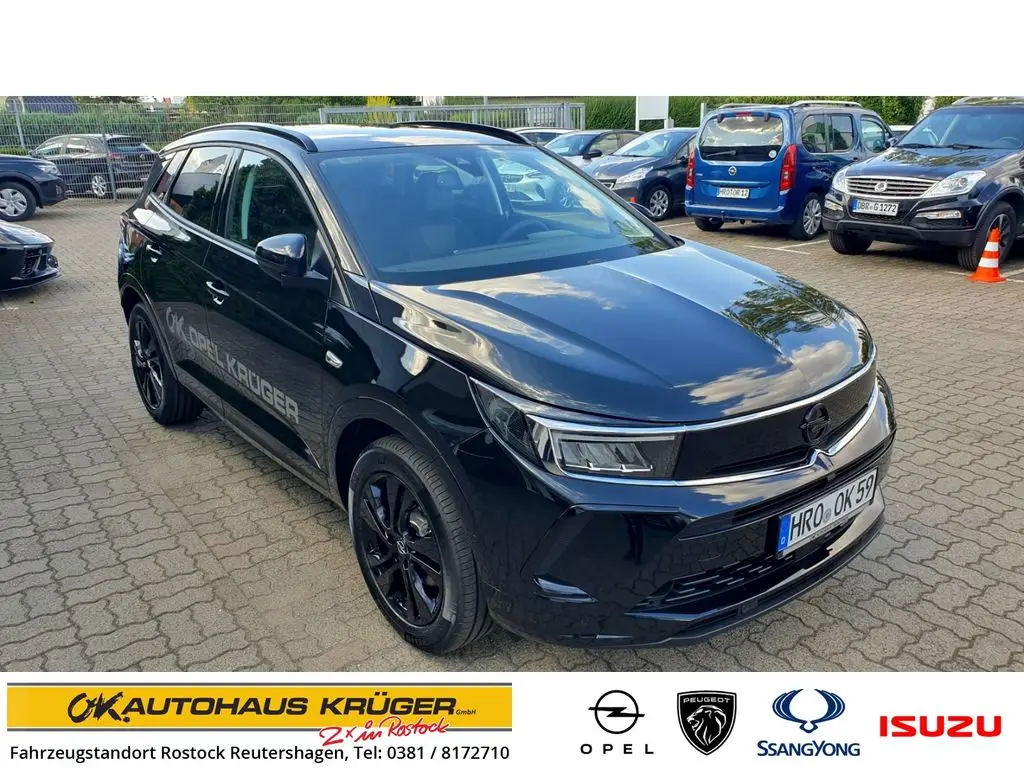 Photo 1 : Opel Grandland 2024 Essence