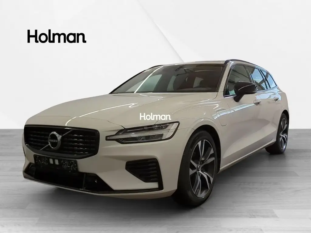 Photo 1 : Volvo V60 2021 Hybride