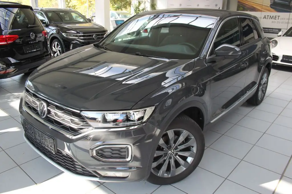 Photo 1 : Volkswagen T-roc 2021 Petrol