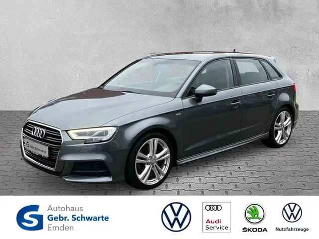 Photo 1 : Audi A3 2019 Essence