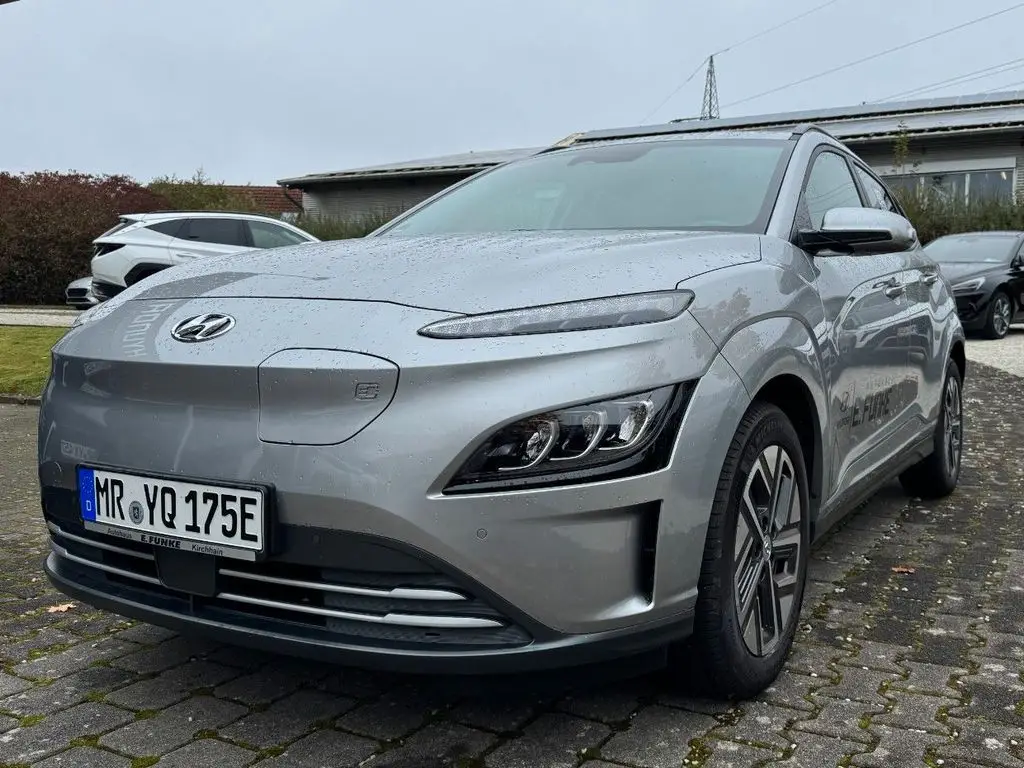 Photo 1 : Hyundai Kona 2023 Non renseigné