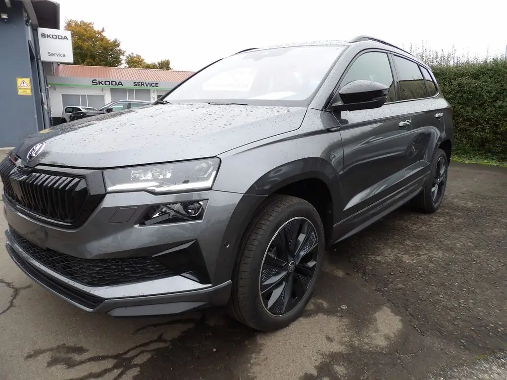 Photo 1 : Skoda Karoq 2024 Essence