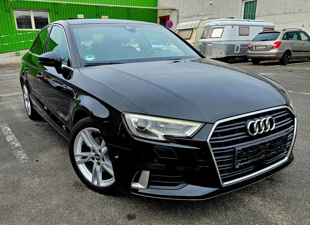 Photo 1 : Audi A3 2017 Diesel