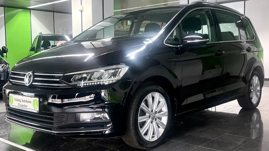 Photo 1 : Volkswagen Touran 2015 Petrol