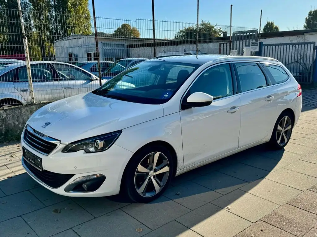 Photo 1 : Peugeot 308 2015 Petrol