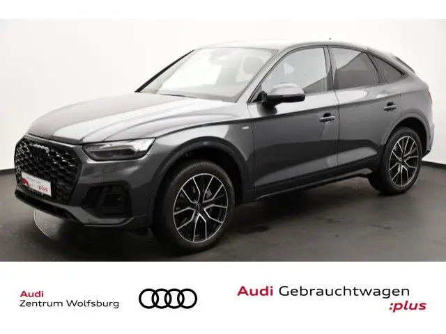 Photo 1 : Audi Q5 2022 Petrol