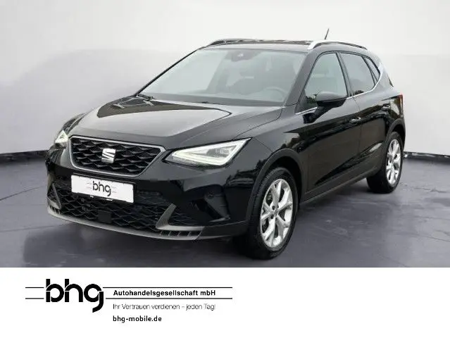 Photo 1 : Seat Arona 2023 Essence