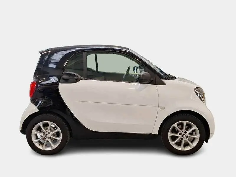 Photo 1 : Smart Fortwo 2019 Essence