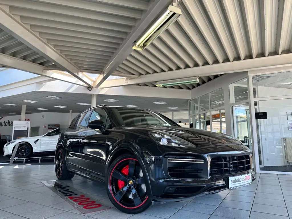 Photo 1 : Porsche Cayenne 2019 Petrol