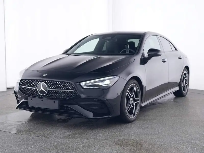 Photo 1 : Mercedes-benz Classe Cla 2023 Essence