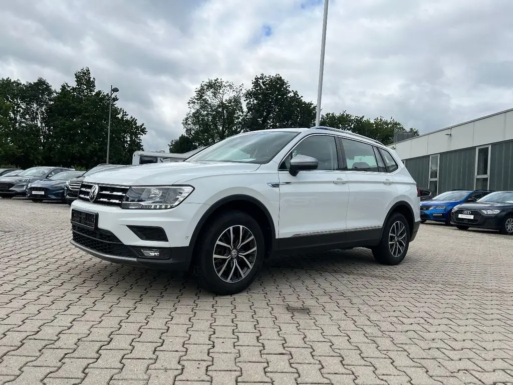 Photo 1 : Volkswagen Tiguan 2019 Diesel