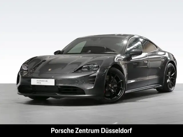 Photo 1 : Porsche Taycan 2023 Non renseigné