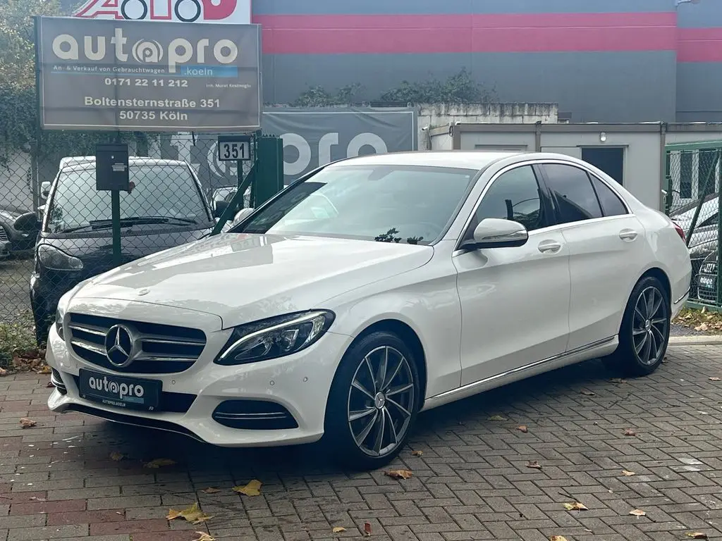 Photo 1 : Mercedes-benz Classe C 2015 Petrol