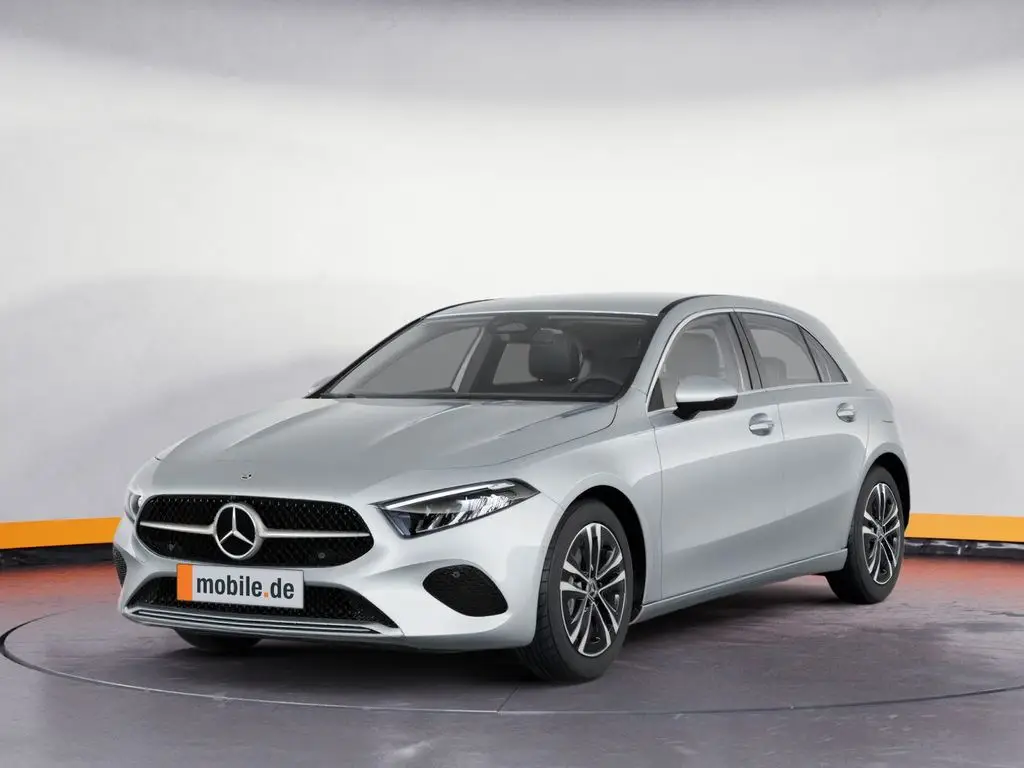 Photo 1 : Mercedes-benz Classe A 2023 Petrol