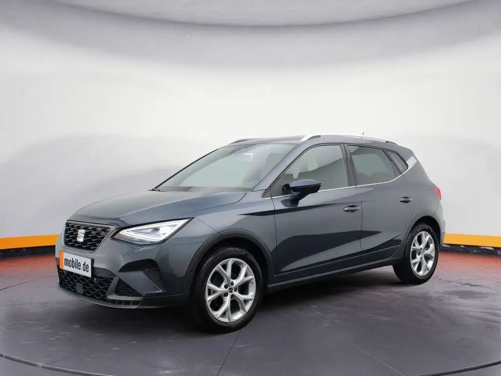 Photo 1 : Seat Arona 2023 Petrol