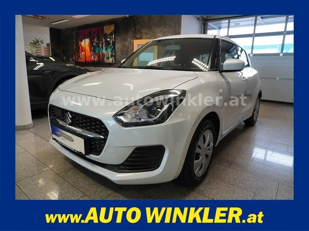 Photo 1 : Suzuki Swift 2021 Essence